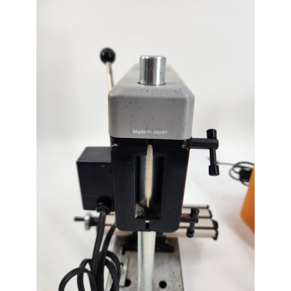 MicroLux Micro-Mark Miniature Drill Press with X-Y Table Vise and Coolant Tank - Picture 8 of 15